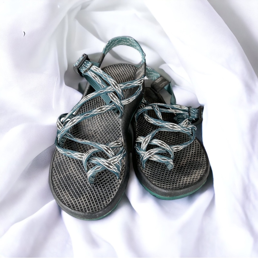 Chaco Green Sandals 🤍